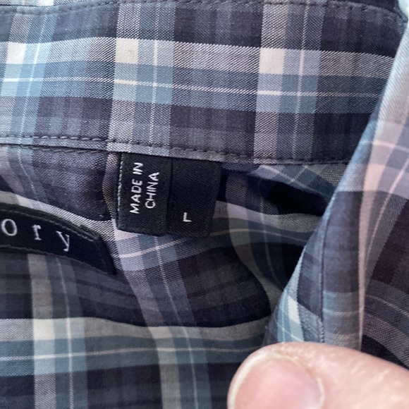 Theory -Casual Button Down - Picture 2 of 3